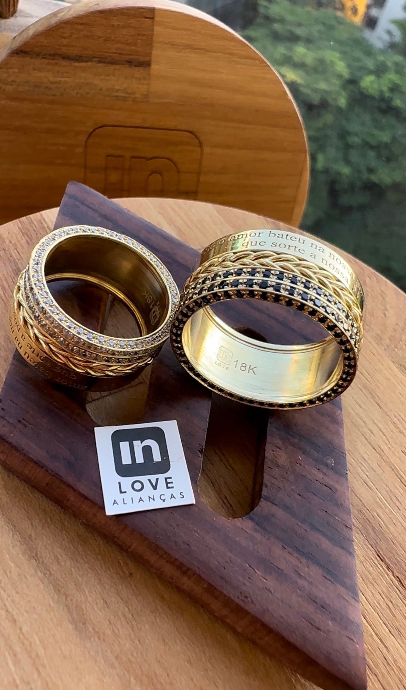 Alianças de Casamento em Ouro 18k - Modelo Nosso Sonho | 10mm | 12x R$2.165,00