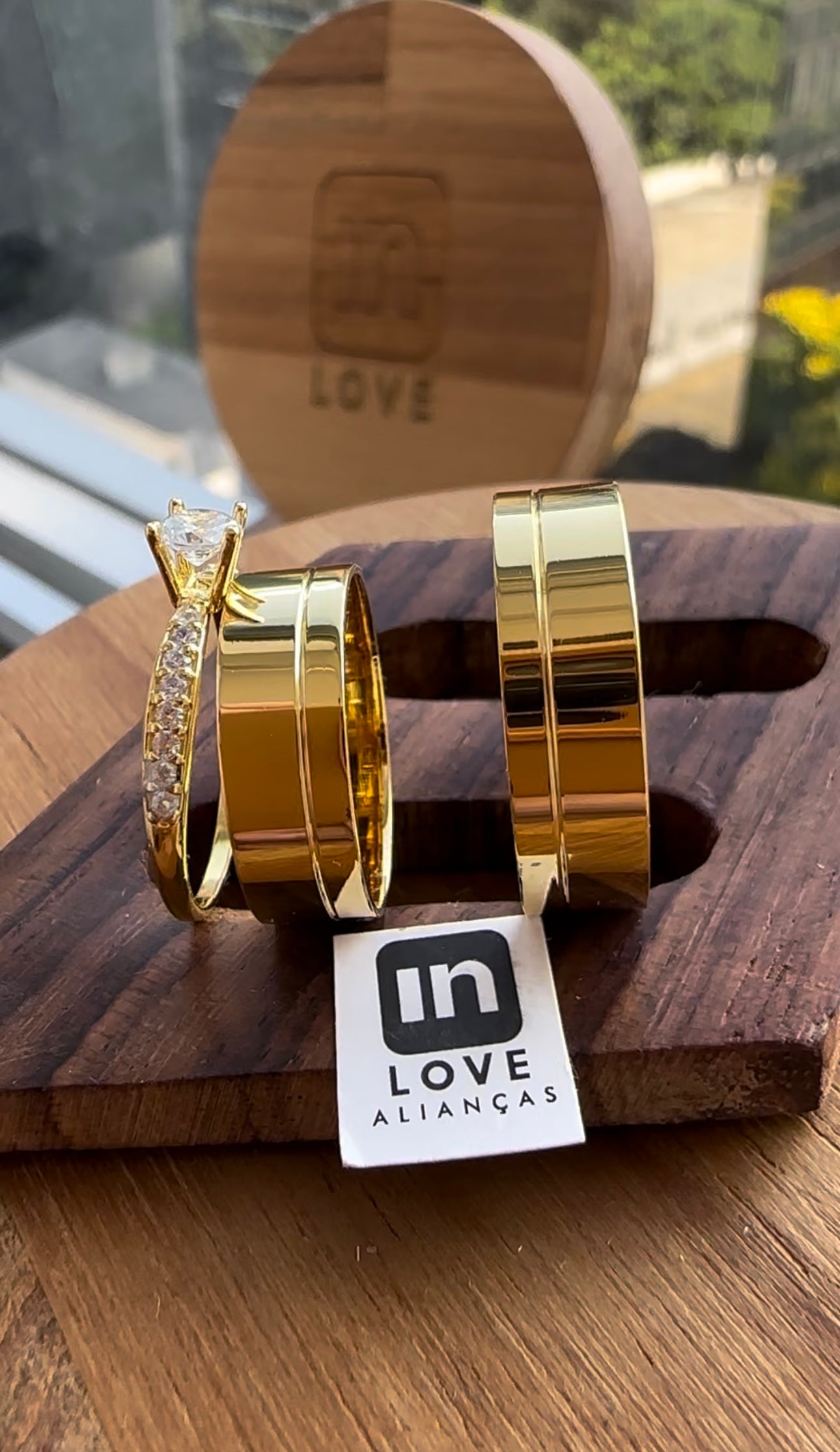 Alianças de Casamento em Ouro 18k - Modelo Amor Maior | 6mm | 12x R$399