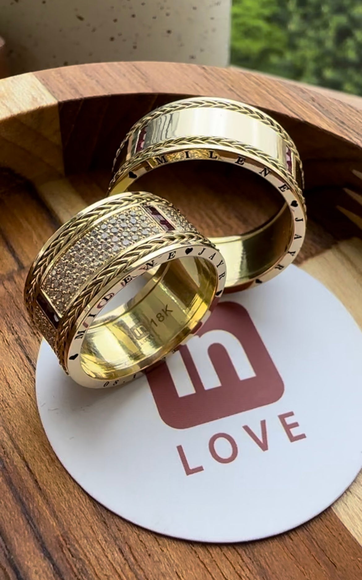 Alianças de Casamento em Ouro 18k - Modelo Fidelidade | 10mm | 12x R$2.115