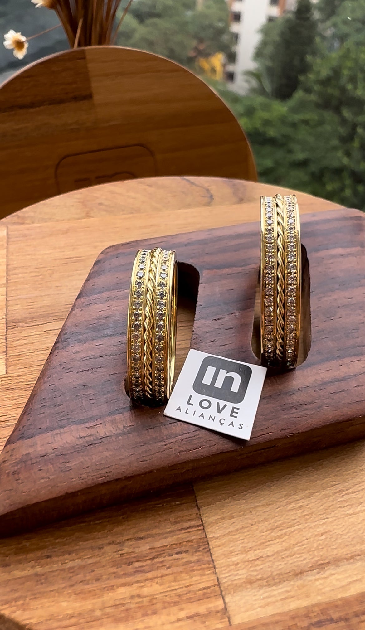 Alianças de Casamento em Ouro 18k - Modelo Doce Amor | 5mm | 12x R$ 749.16