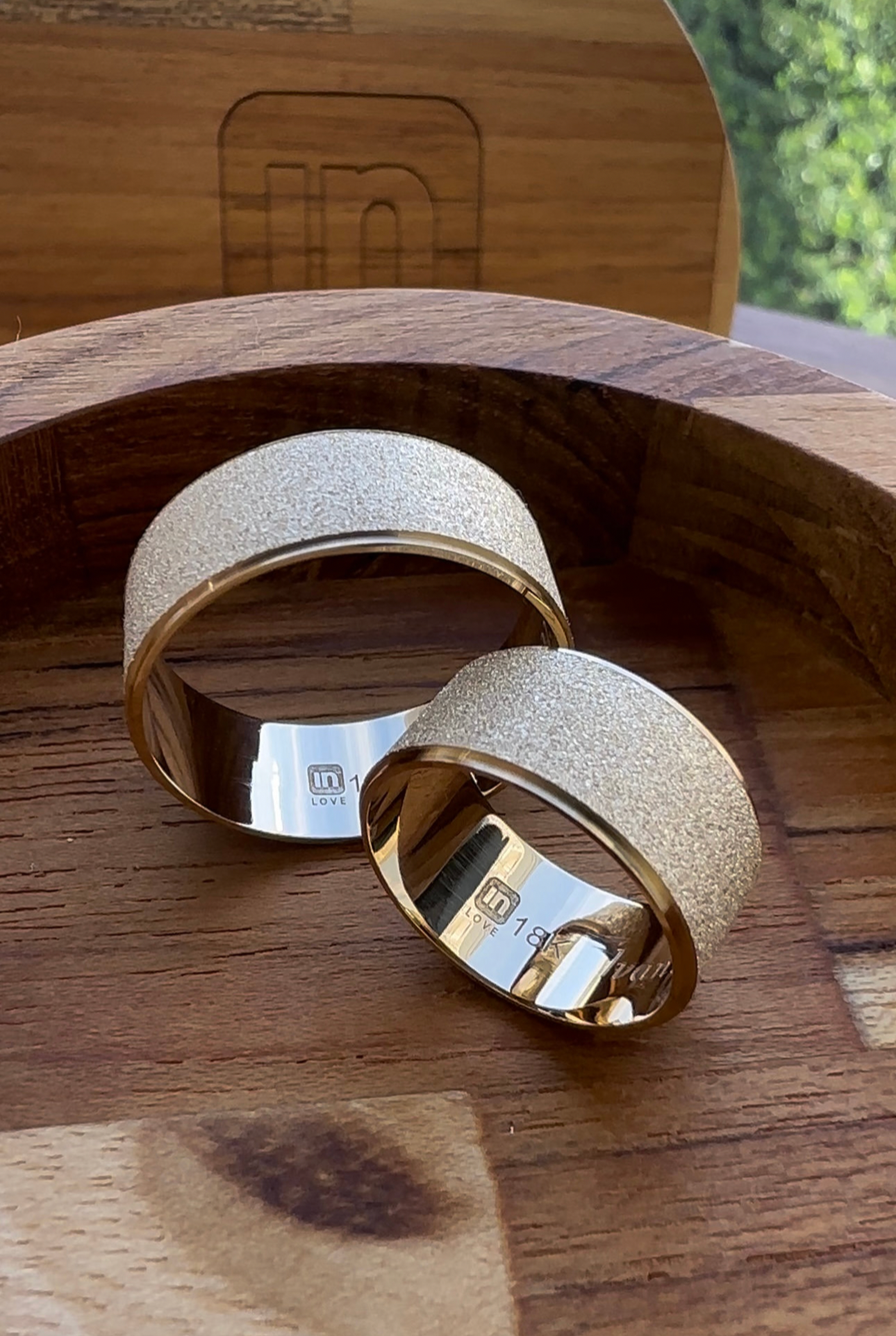 Alianças de Casamento em Ouro 18k - Modelo Brilho | 9mm | 12x R$1.050