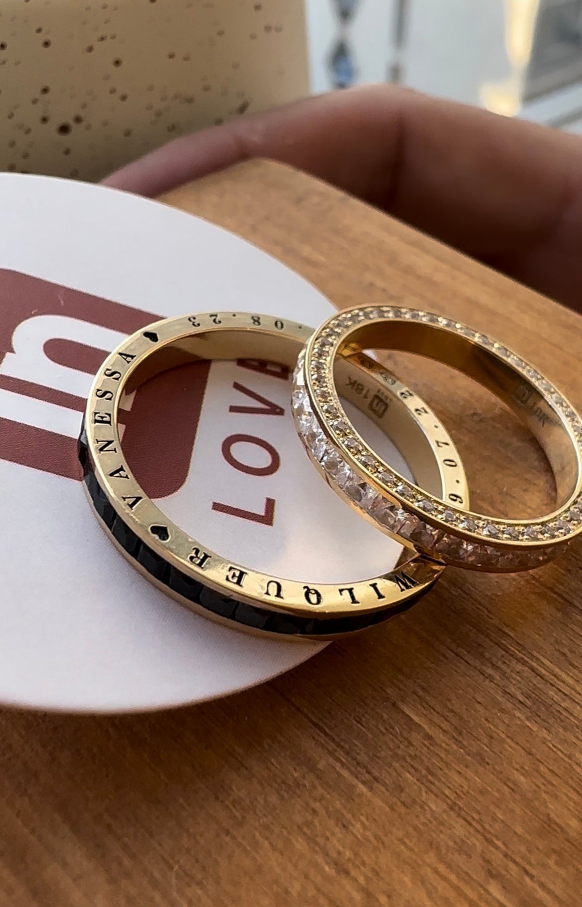 Alianças de Casamento em Ouro 18k - Modelo Gold Love Duo | 3mm | 12x R$866,66