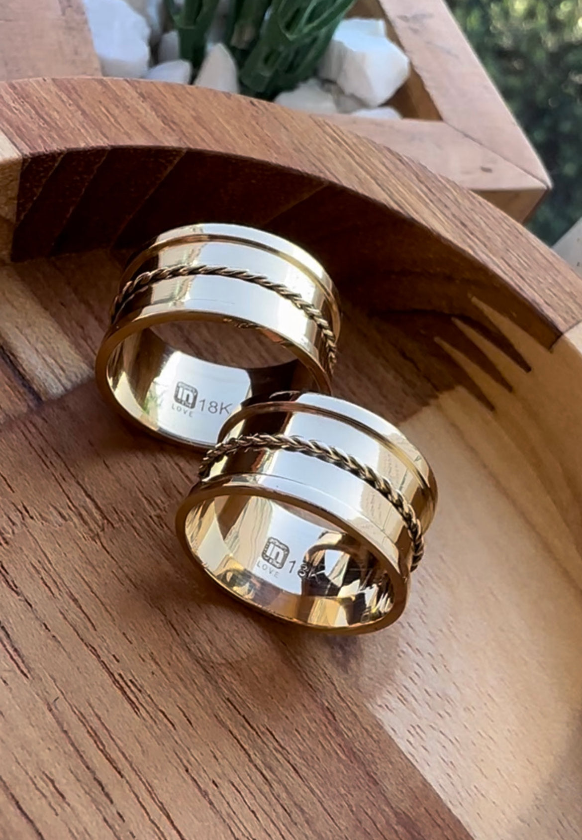 Alianças de Casamento em Ouro 18k - Modelo Força do Amor | 9mm | 12x R$1.003,33