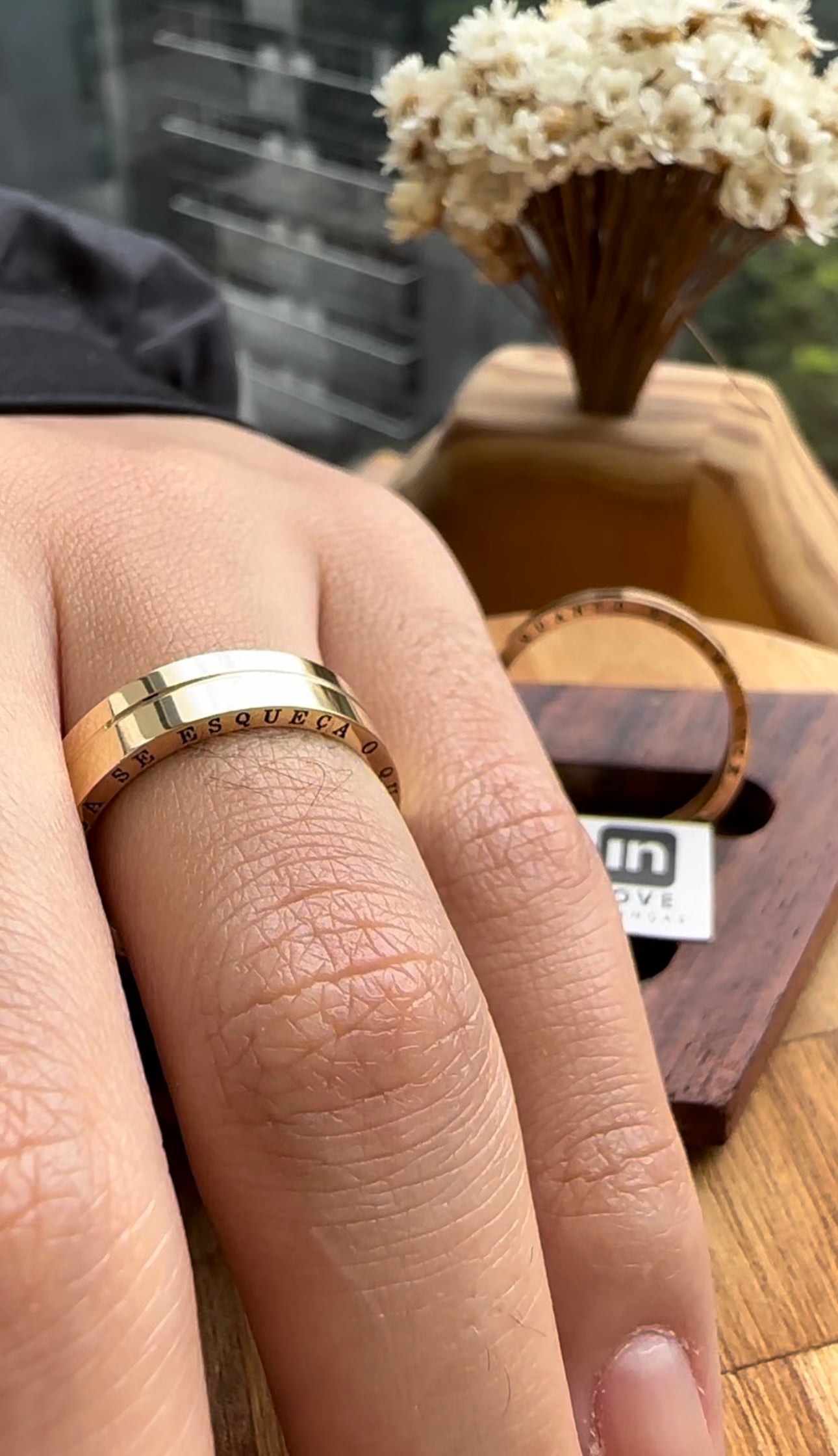 Alianças de Casamento em Ouro 18k - Modelo Afago | 5mm | 12x R$582.5
