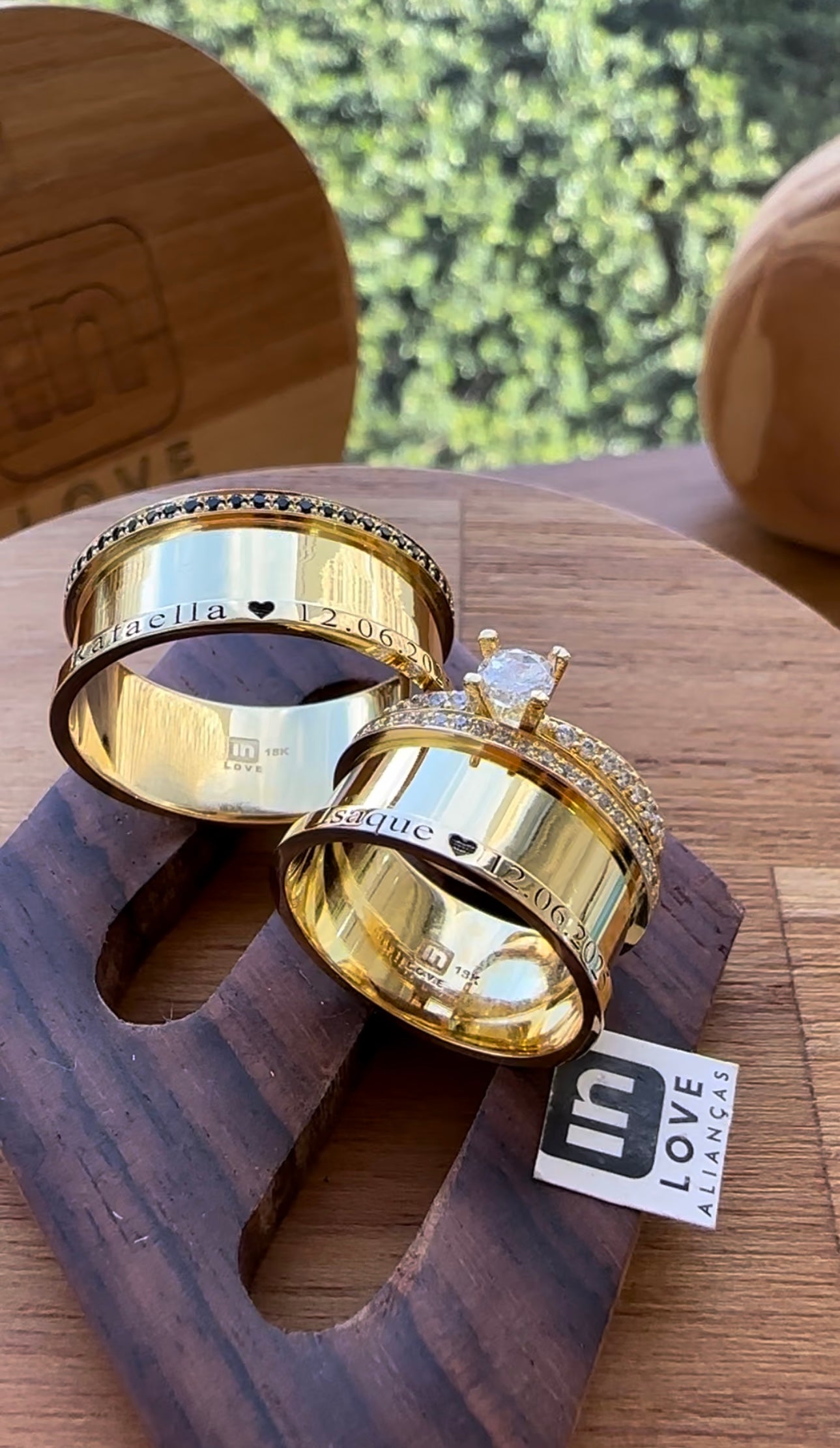Alianças de Casamento em Ouro 18k - Modelo Amar Você | 9mm | 12x R$999.16