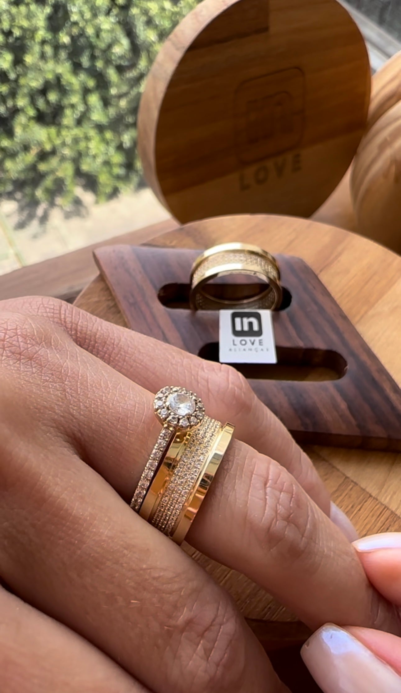Alianças de Casamento em Ouro 18k - Modelo Intense | 7mm | 12x R$833