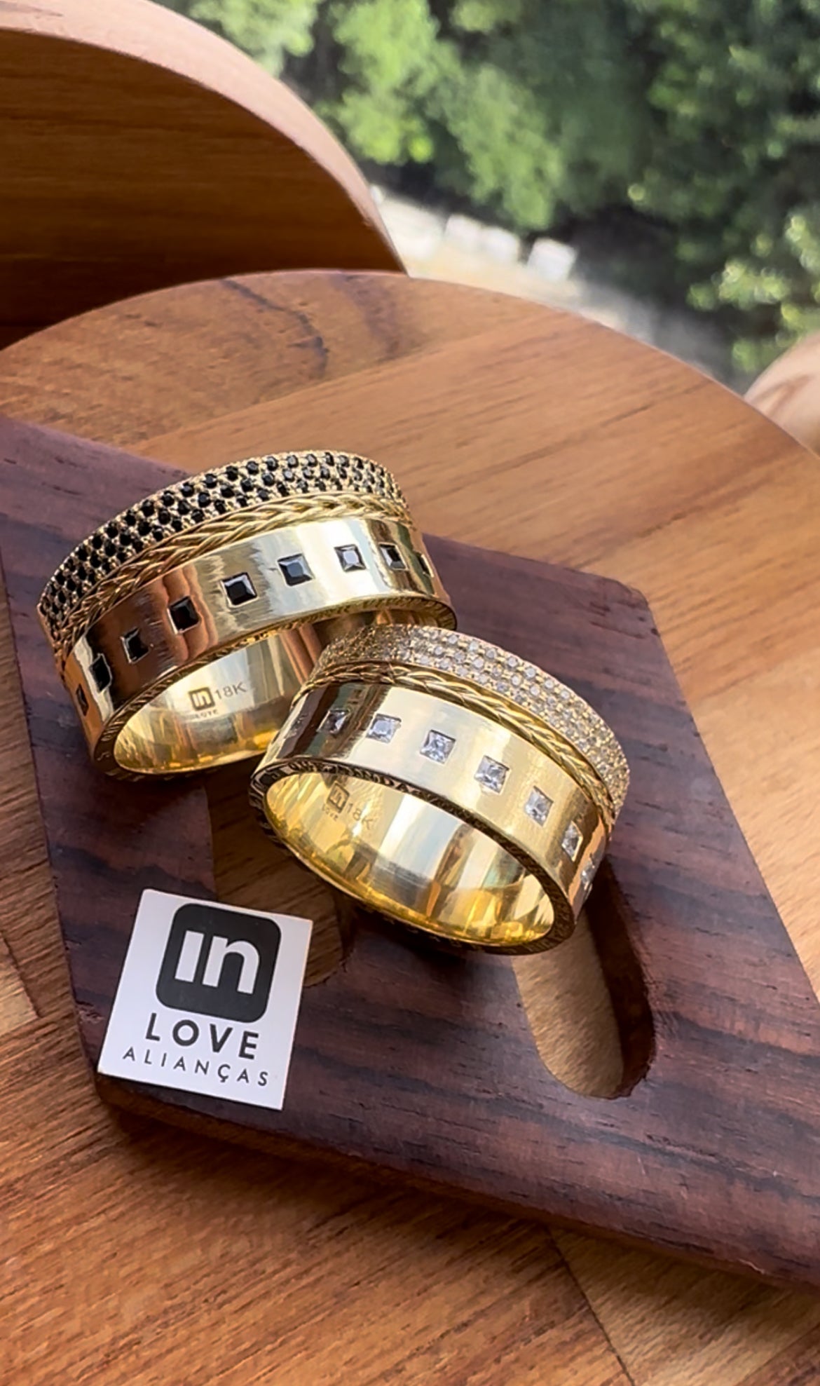Aliança de Casamento em Ouro 18k - Modelo Diz que é Verdade | 10mm | 12x R$2.283,33