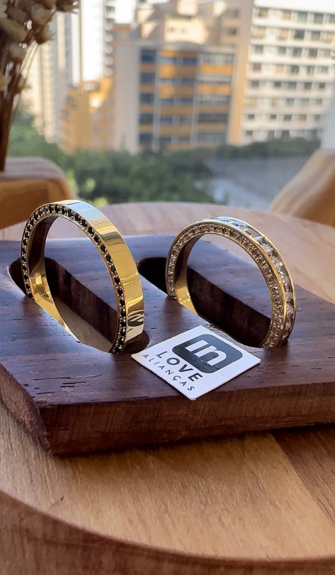 Alianças de Casamento em Ouro 18k - Modelo Meu Amor | 3mm | 12x R$690.83