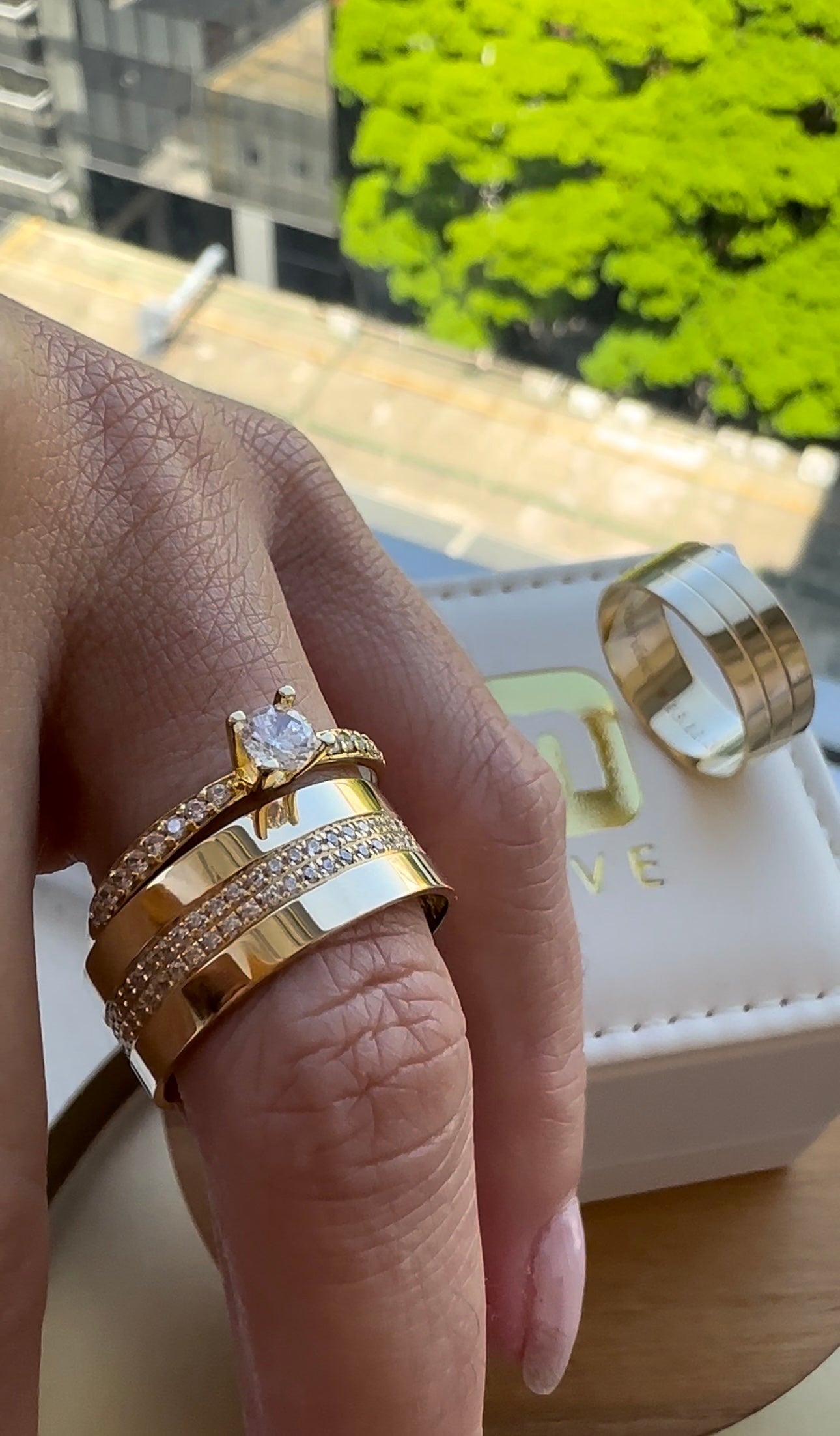 Par de Alianças em Ouro 18k - Modelo Quero te Amar | 8mm | 12x R$758