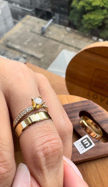 Par de Alianças em Ouro 18k - Modelo Sonho Bom | 4mm | 12x R$299