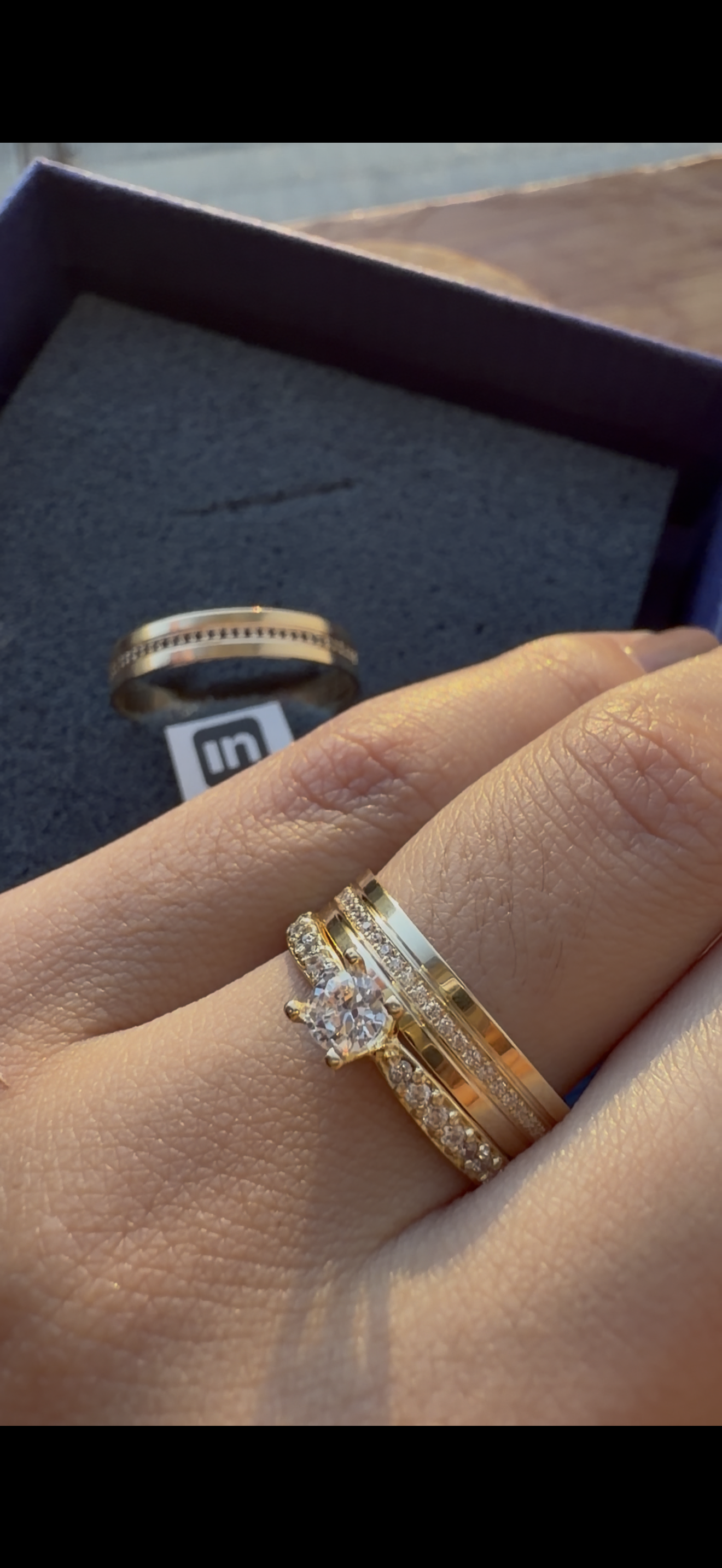 Par de Alianças em Ouro 18k - Modelo Nossa Mimosinha | 4mm | 12x R$433