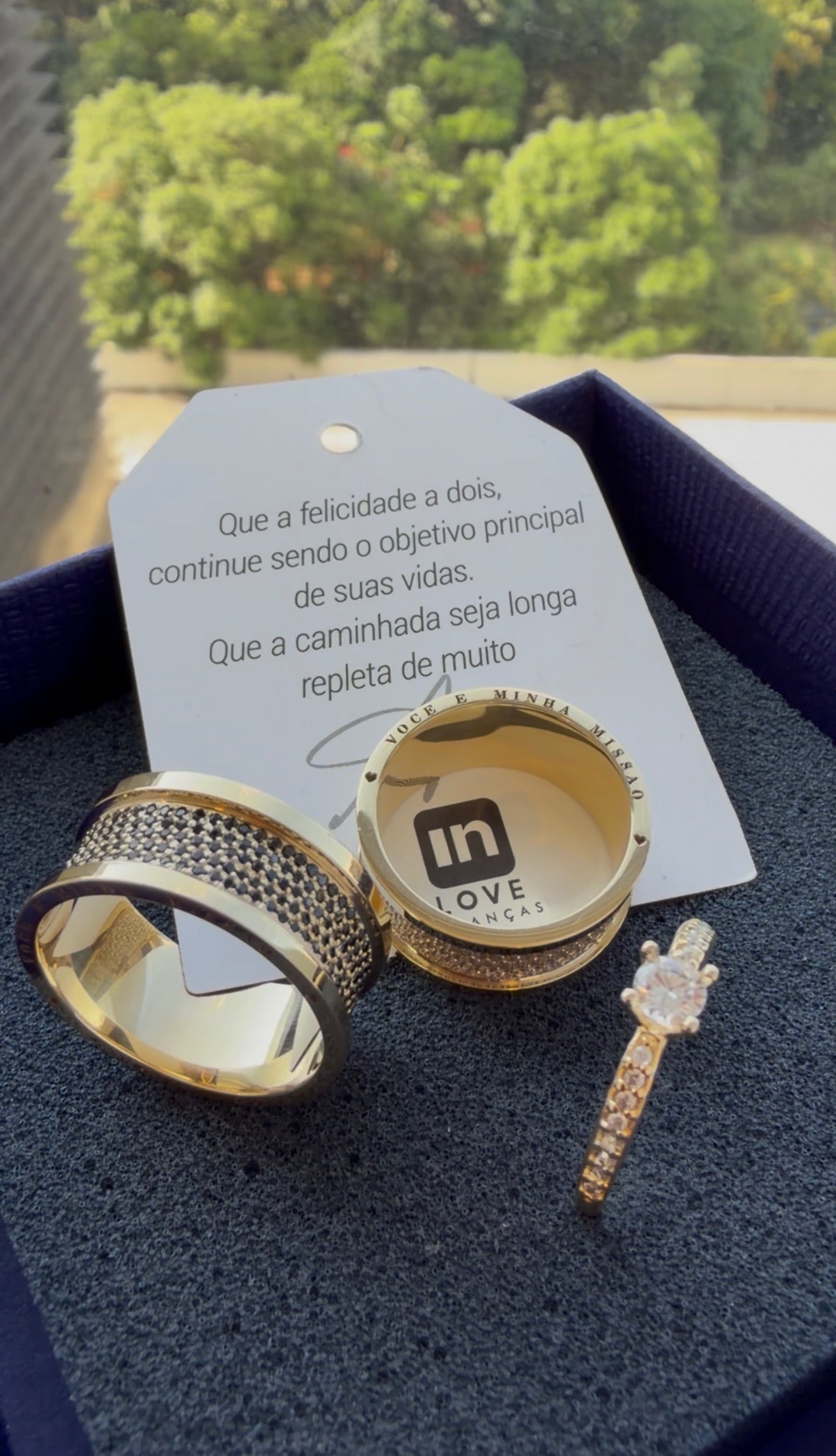 Par de Alianças em Ouro 18k - Modelo Intense Duo | 9mm | 12x R$1.499.