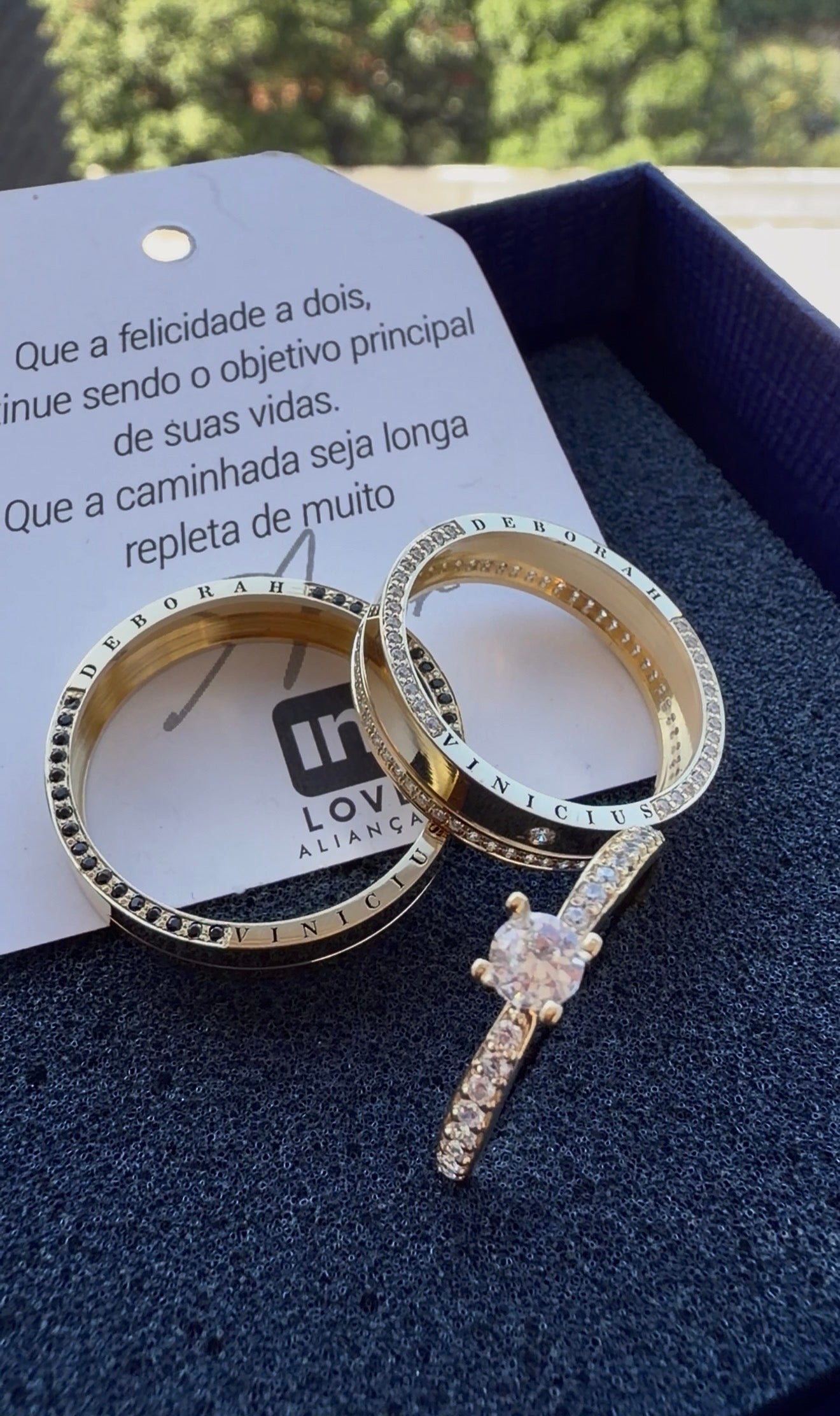Par de Alianças em Ouro 18k - Modelo Lírios | 5mm | 12x R$758