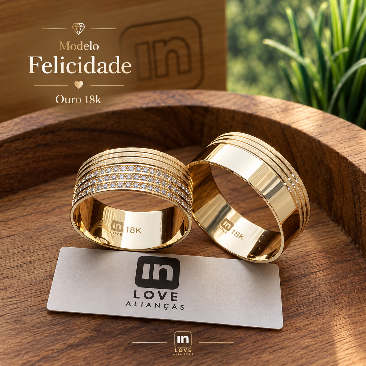 Par de Alianças em Ouro 18k - Modelo Felicidade | 8mm | 12x R$758