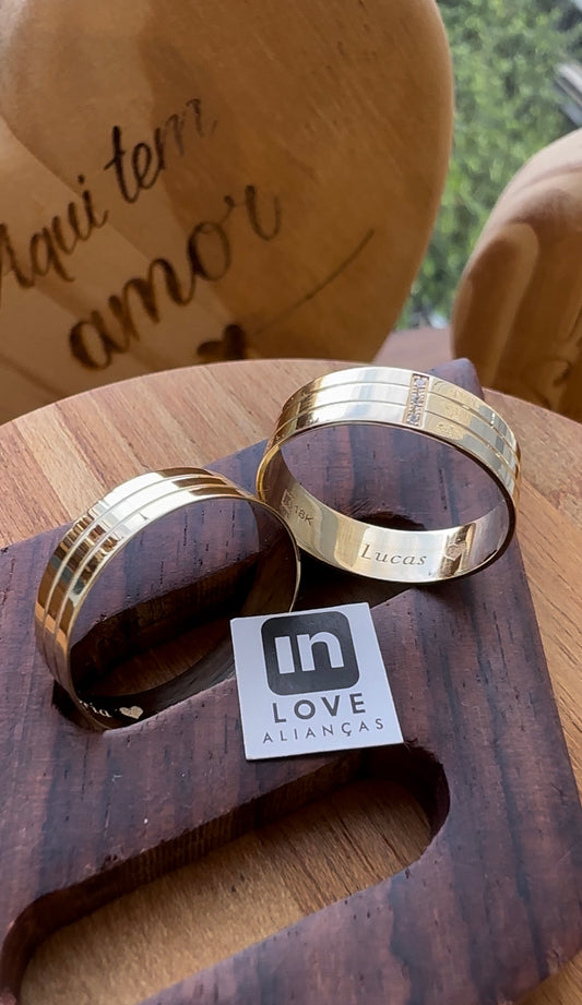 Alianças de Casamento em Ouro 18k - Modelo Meu Presente | 5mm | 12x R$332,50