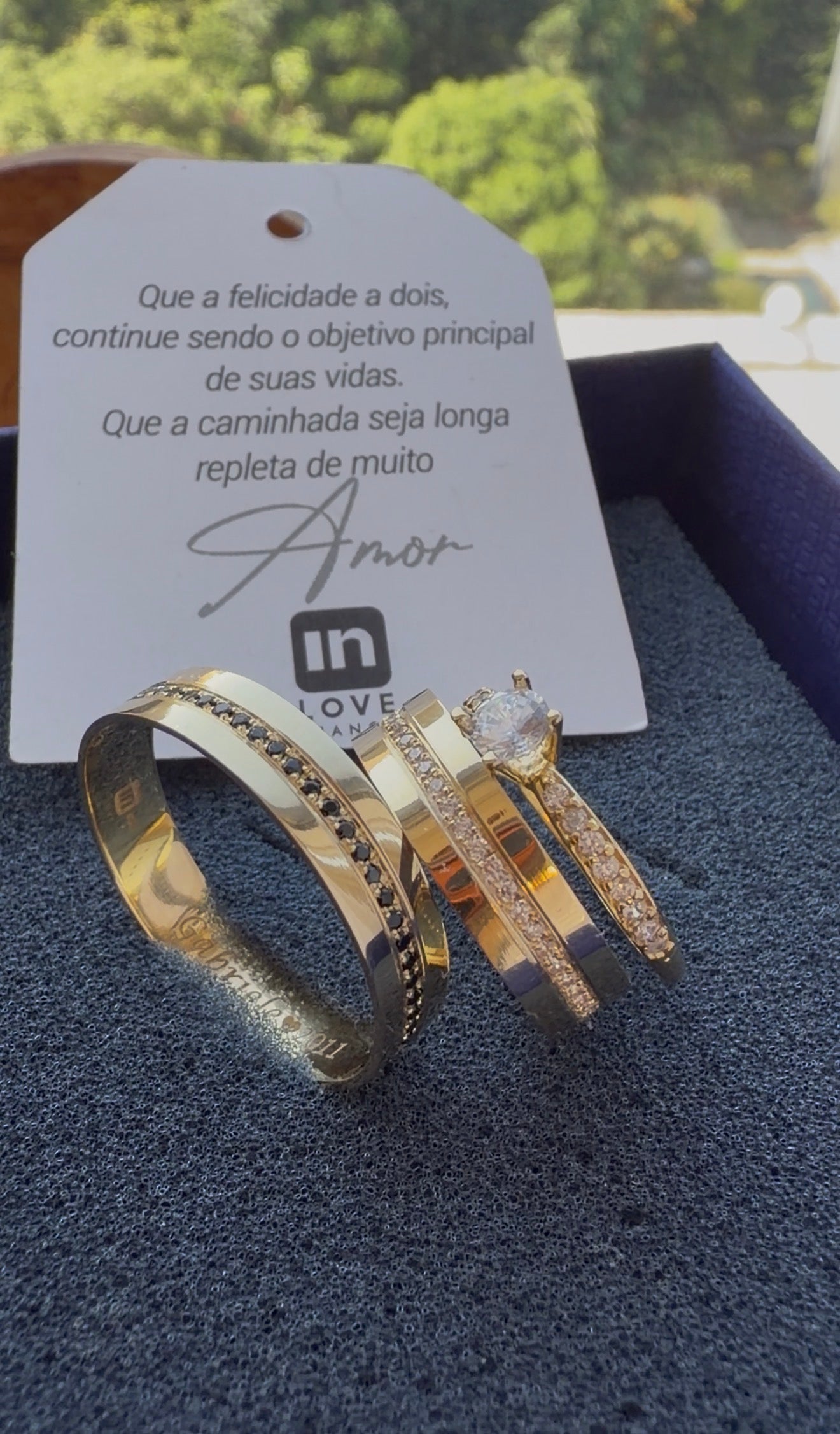 Par de Alianças em Ouro 18k - Modelo Mimosinha Duo | 5mm | 12x R$541