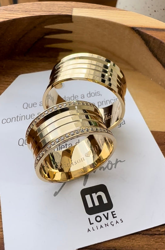 Alianças de Casamento em Ouro 18k - Modelo Paraíso | 9mm | 12x R$799