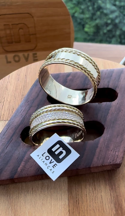 Alianças de Casamento em Ouro 18k - Modelo Bem Querer | 8mm | 12x R$1.030