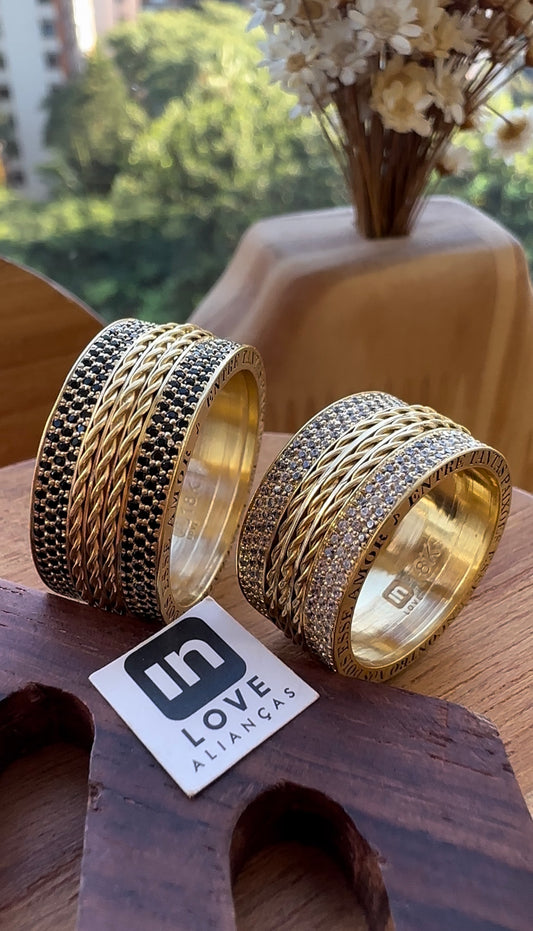 Alianças de Casamento em Ouro 18k - Modelo Esse Amor Duo | 10mm | 12x R$2.158.33