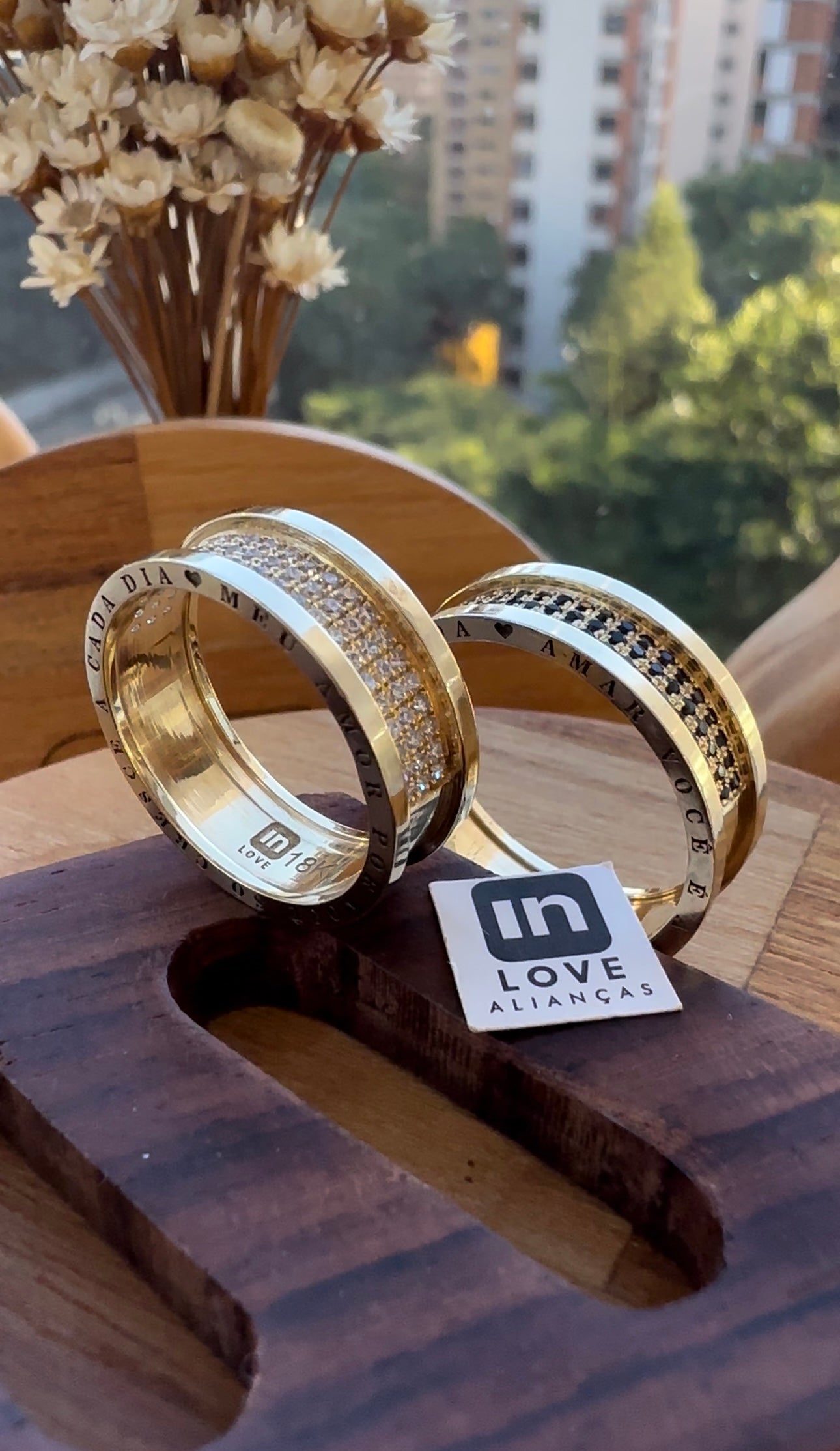 Alianças de Casamento em Ouro 18k - Modelo Declarações | 7mm | 12x R$999