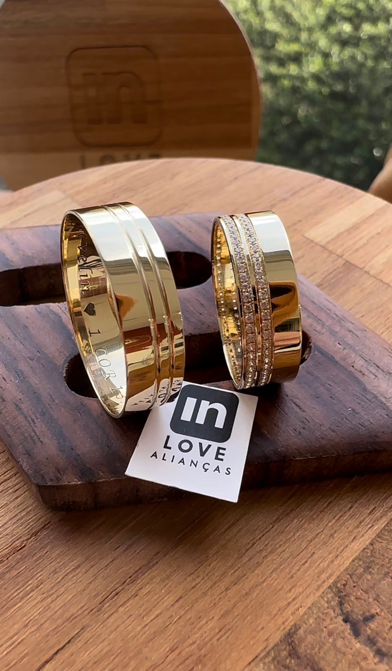 Par de Alianças em Ouro 18k - Modelo Sorte | 6mm | 12x R$541