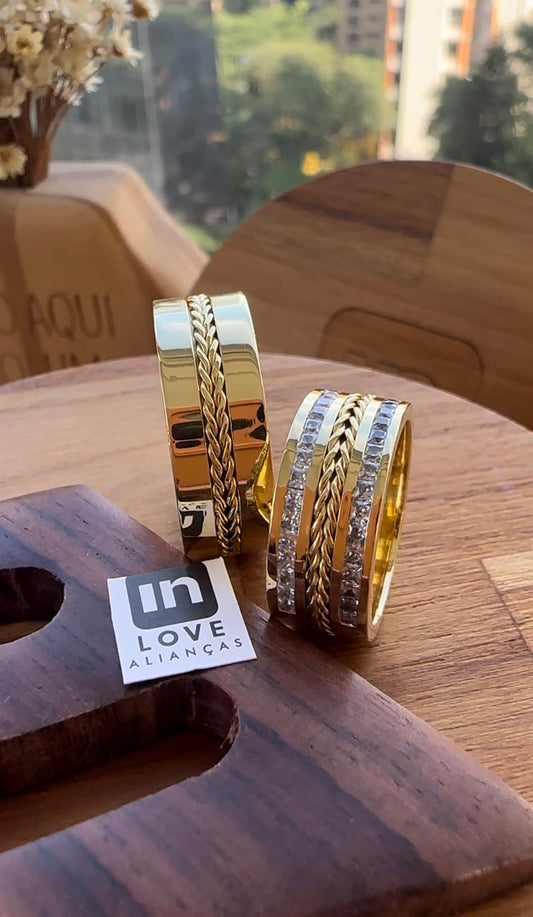 Alianças de Casamento em Ouro 18k - Modelo Anjos | 8mm | 12x R$1.408,33