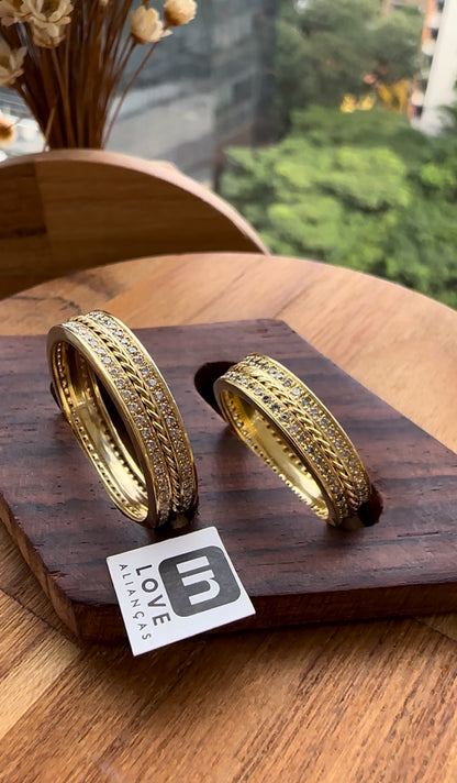 Alianças de Casamento em Ouro 18k - Modelo Doce Amor | 5mm | 12x R$ 749.16