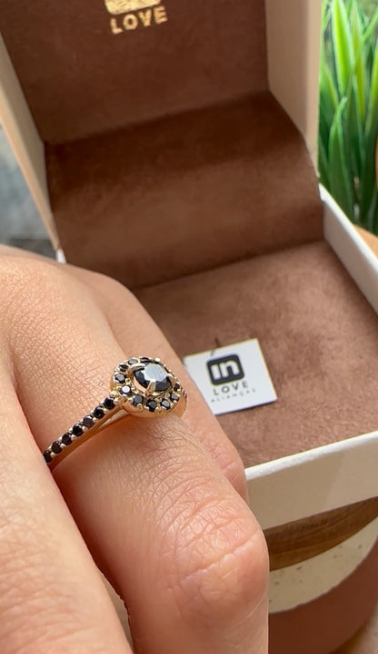 Anel Solitário Girassol em Ouro 18k - 12x R$275