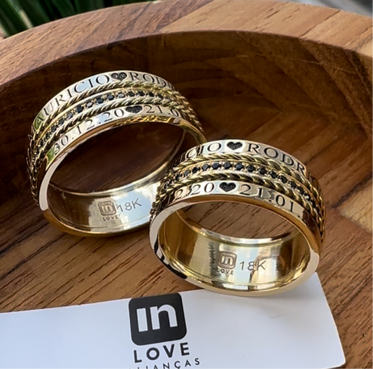 Alianças de Casamento em Ouro 18k - Modelo Bem Que Se Quis | 8mm |12x R$1.083