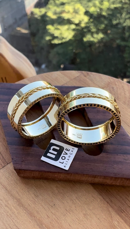 Alianças de Casamento em Ouro 18k - Modelo Talismã | 8mm | 12x R$999