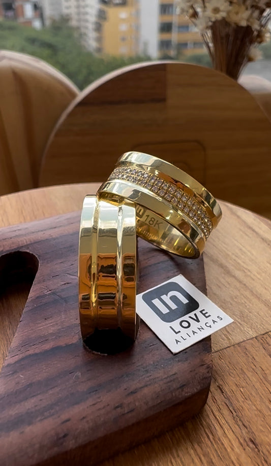 Alianças de Casamento em Ouro 18k - Modelo Capítulos | 7mm | 12x R$749