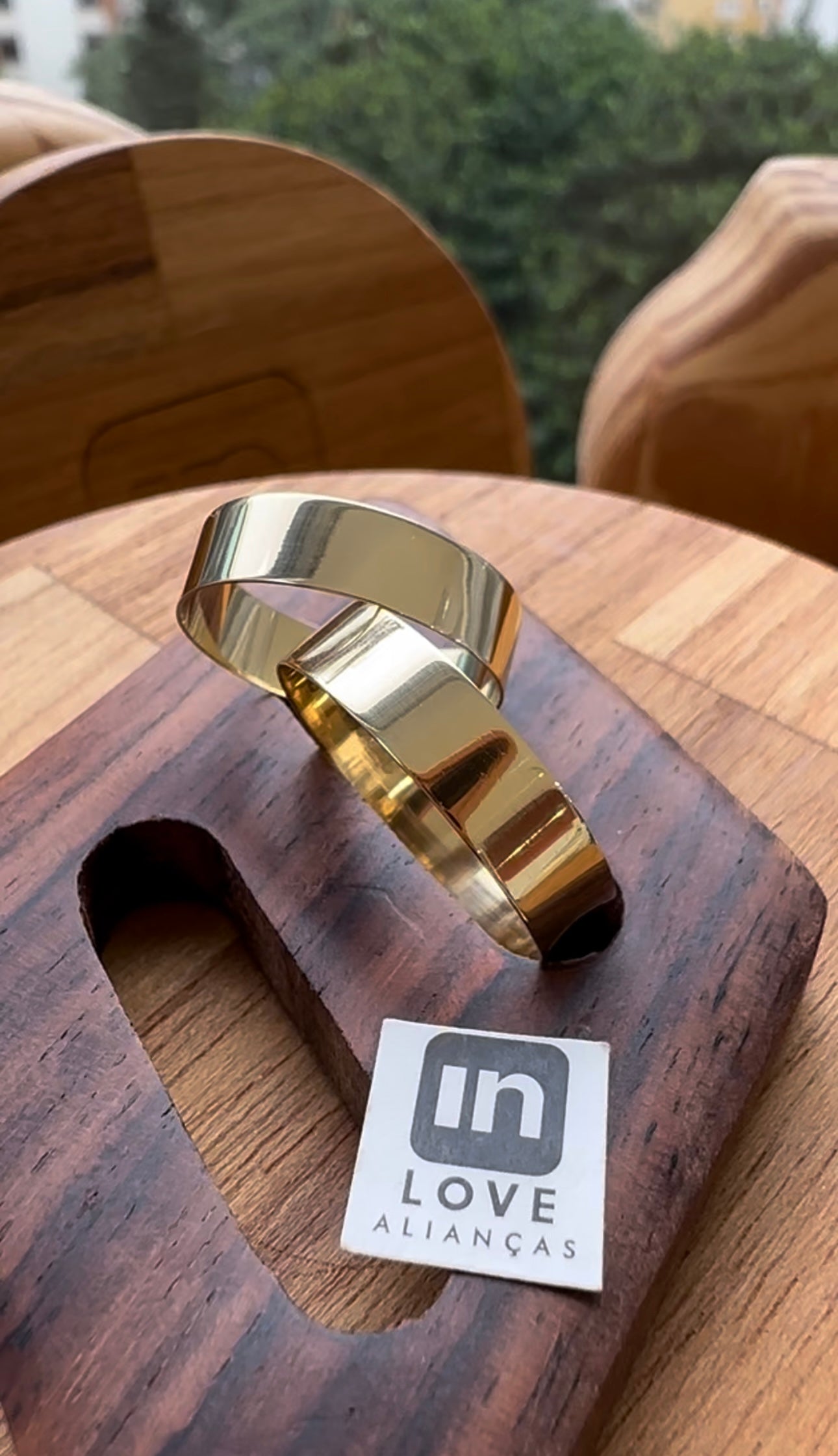 Alianças de Casamento em Ouro 18k - Modelo Dengo | 5mm | 12x R$249