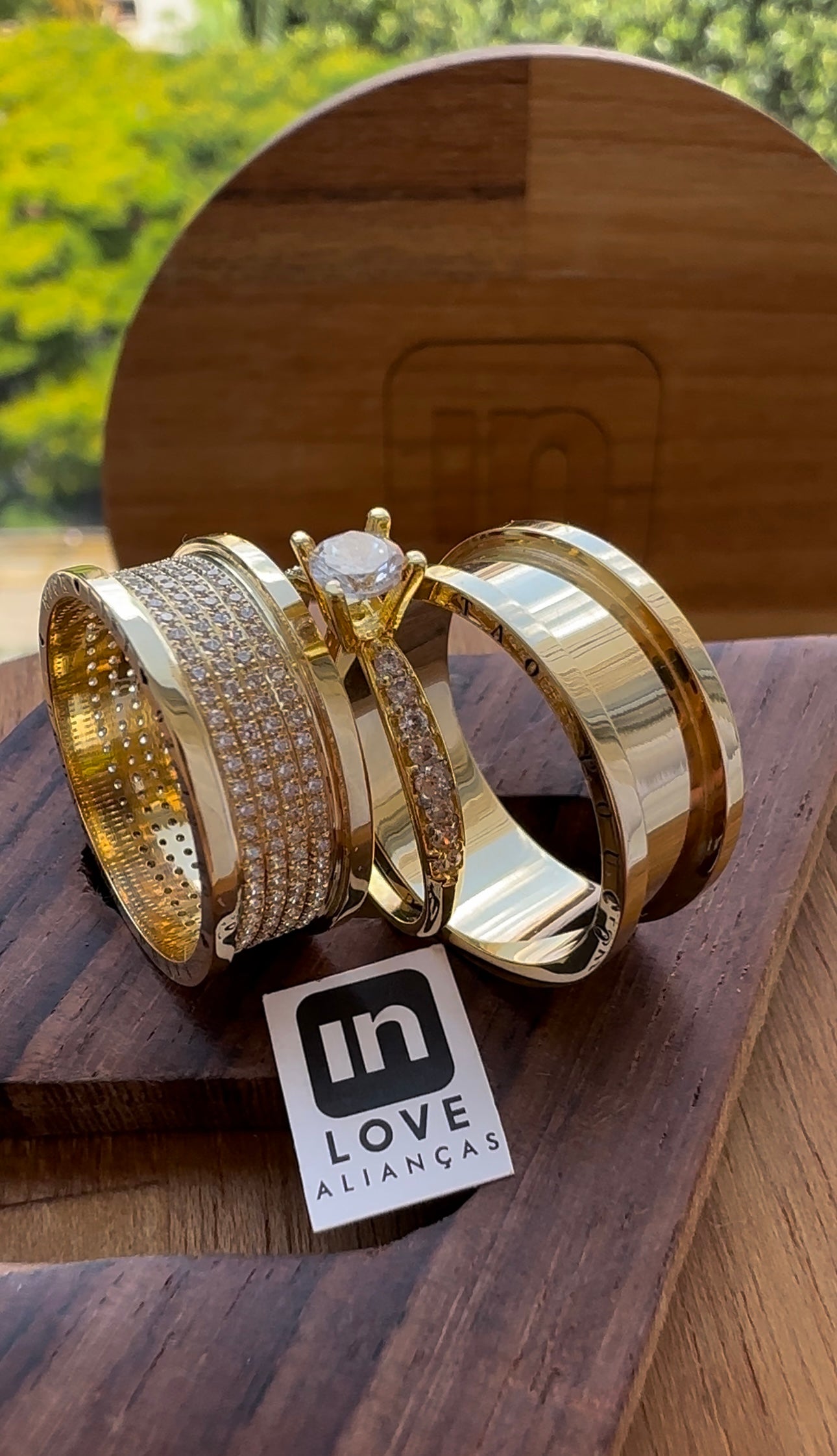 Par de Alianças em Ouro 18k - Modelo Intense | 8mm | 12x R$999