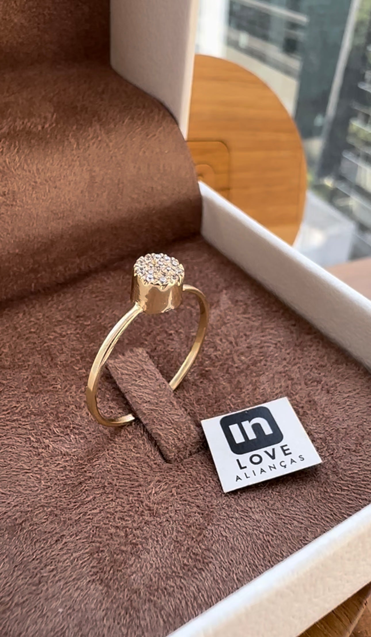 Anel Solitário Promessas  em Ouro 18k - 12x R$149,91