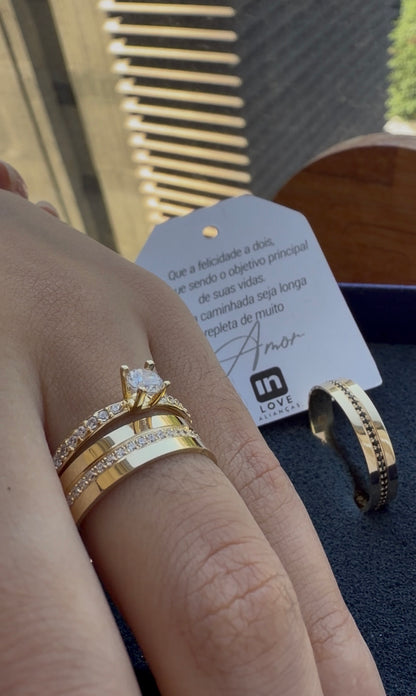 Par de Alianças em Ouro 18k - Modelo Mimosinha Duo | 5mm | 12x R$541