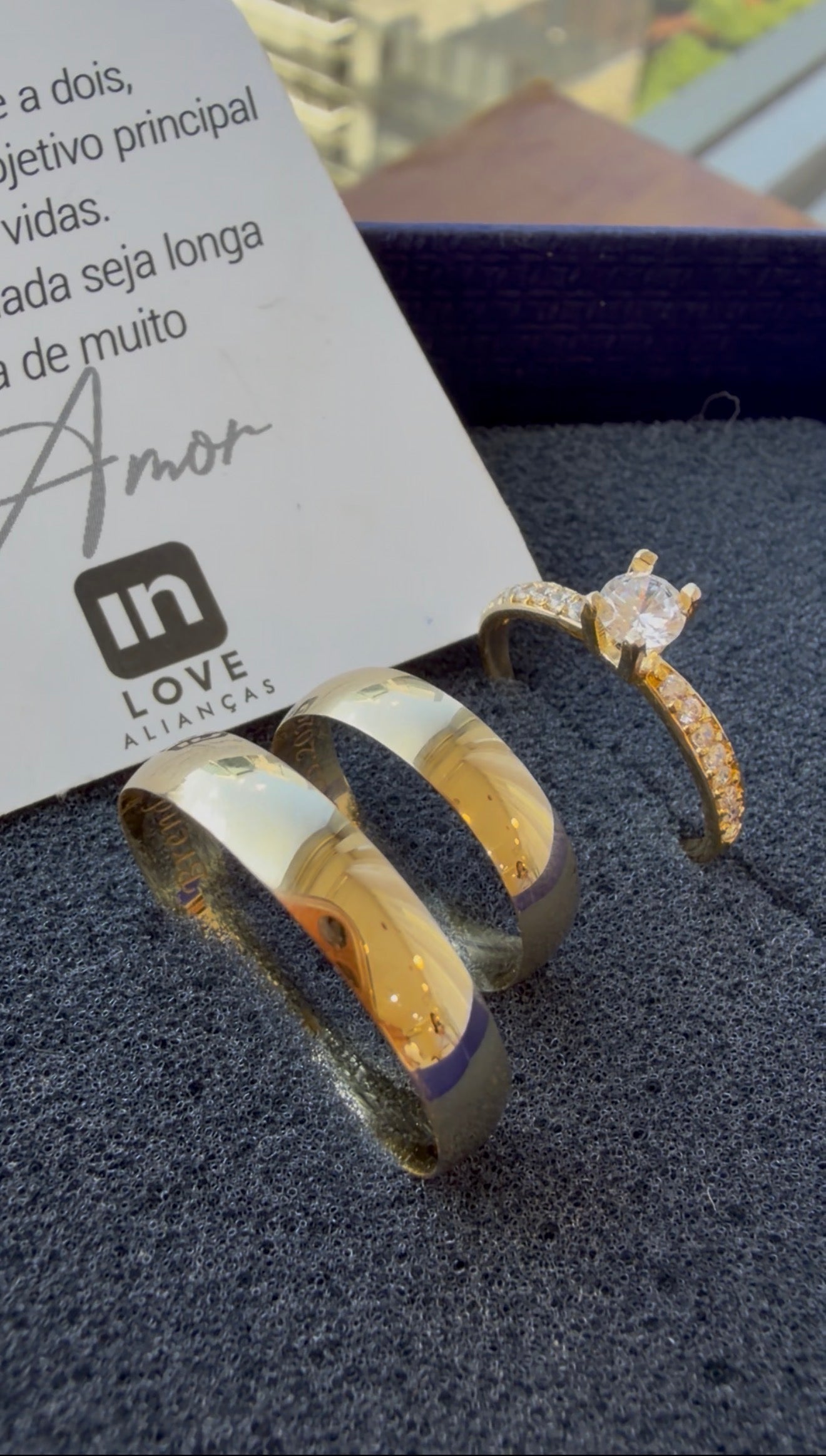 Par de Alianças em Ouro 18k - Modelo Tradicional | 4mm | 12x R$324