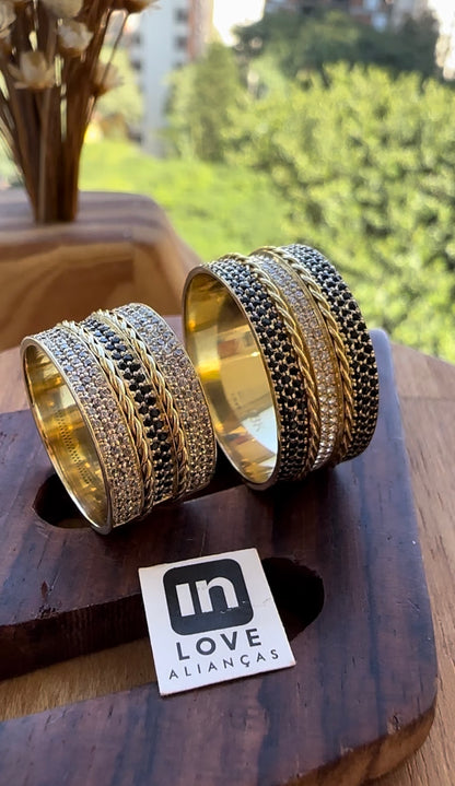 Alianças de Casamento em Ouro 18k - Modelo Pétalas | 10mm | 12x R$1.306,66