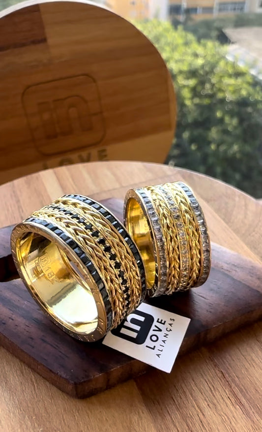 Alianças de Casamento em Ouro 18k - Modelo Paixão | 10mm | 12x R$2.166