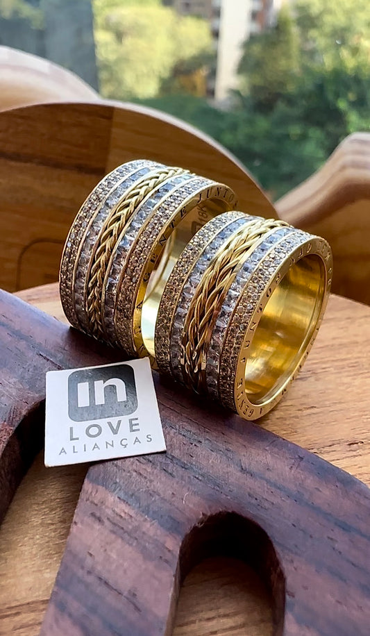 Alianças de Casamento em Ouro 18k - Modelo A Gente Junto | 10mm | 12x R$2.165,83