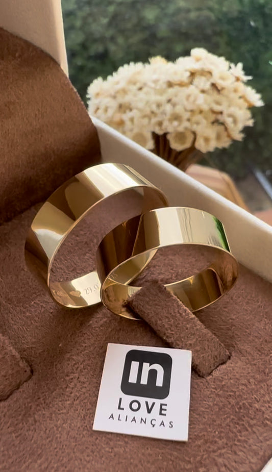 Alianças de Casamento em Ouro 18k - Modelo Dengo | 6mm | 12x R$333