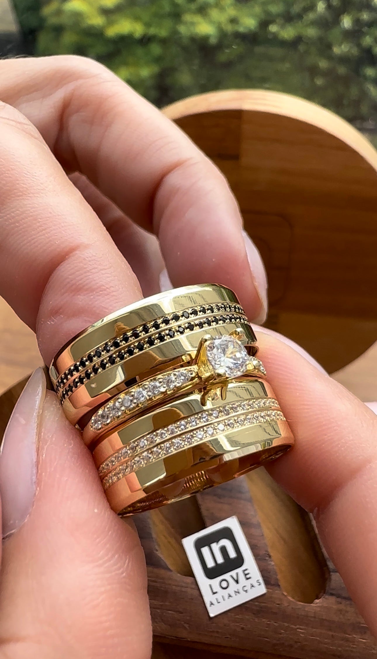 Par de Alianças em Ouro 18k - Modelo Meu Sorriso | 7mm | 12x R$699