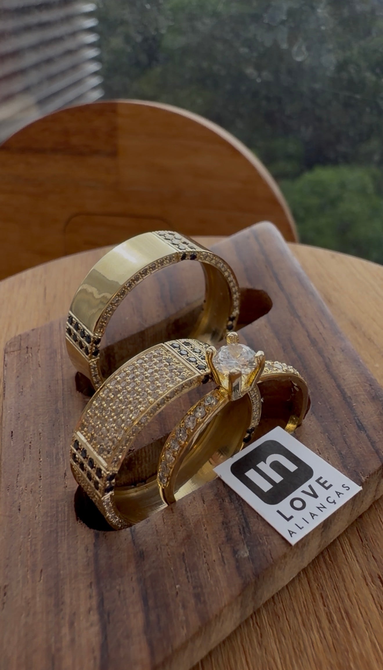 Par de Alianças em Ouro 18k - Modelo Eu Amo Você  | 6mm | 12x R$1.324.