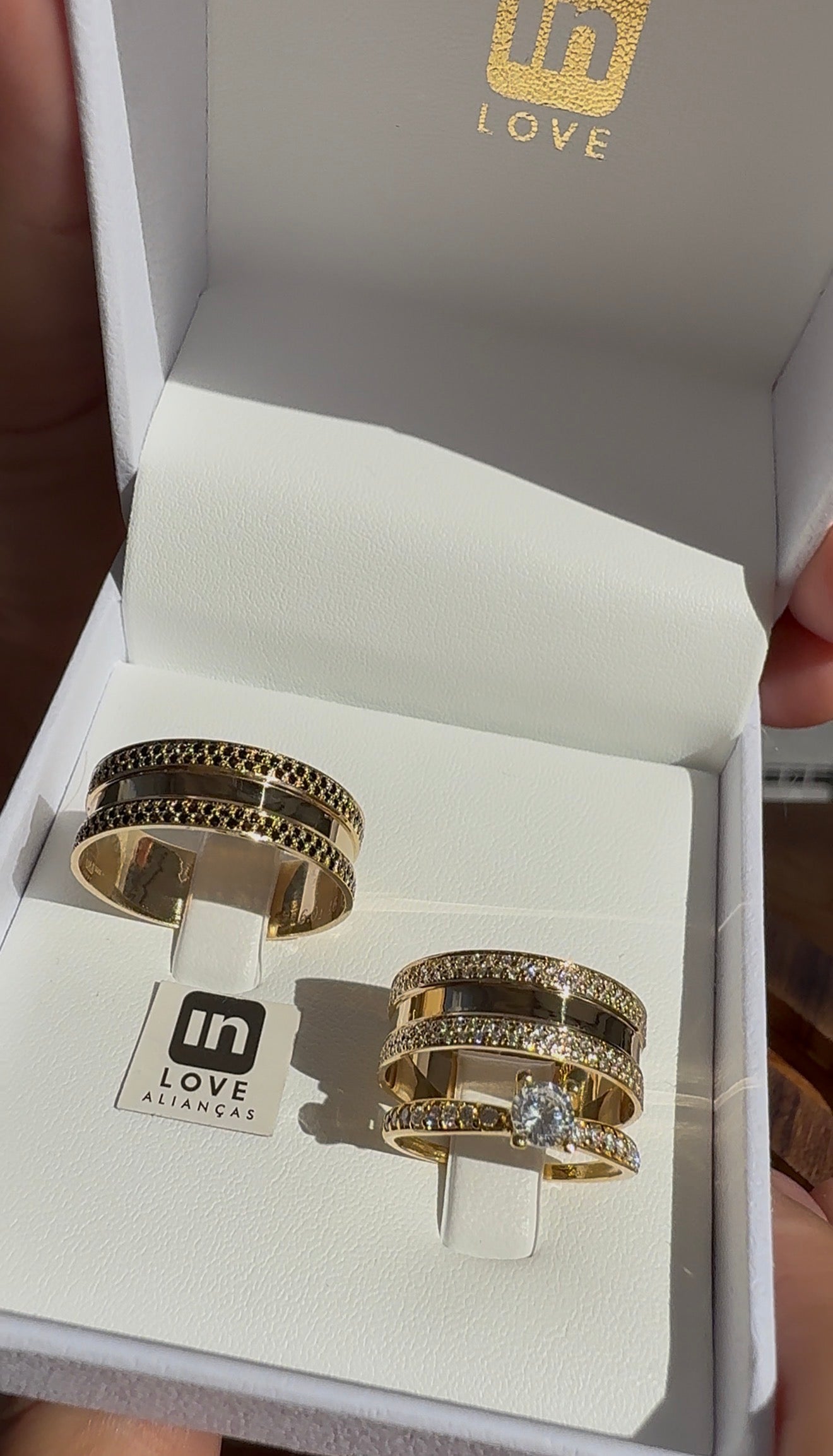 Par de Alianças em Ouro 18k - Modelo Melhor Fase | 7mm | 12x R$758