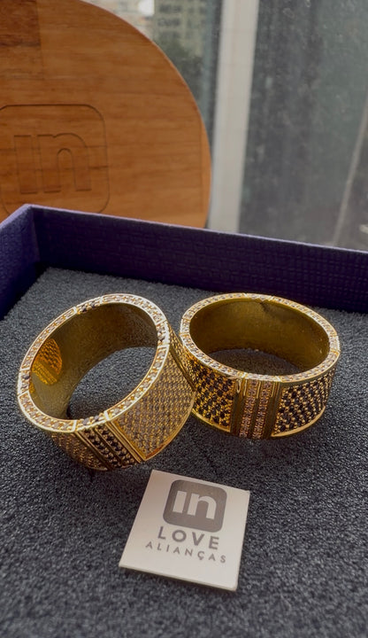 Par de Alianças em Ouro 18k - Modelo Eu Amo Você | 10mm | 12x R$2.999