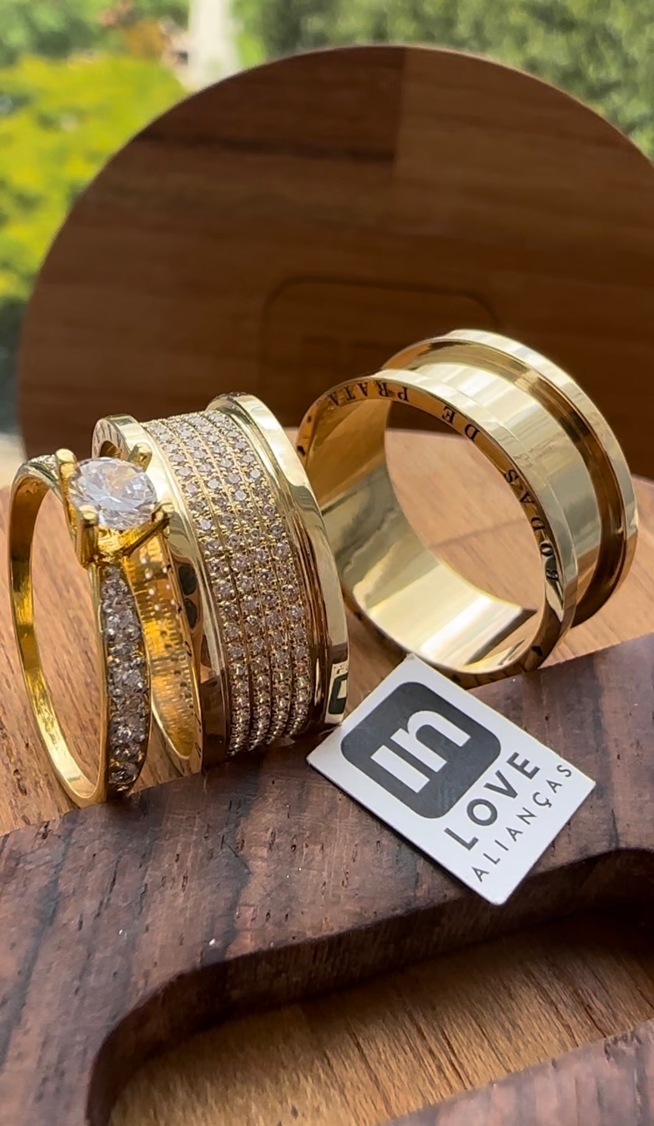 Par de Alianças em Ouro 18k - Modelo Intense | 8mm | 12x R$999