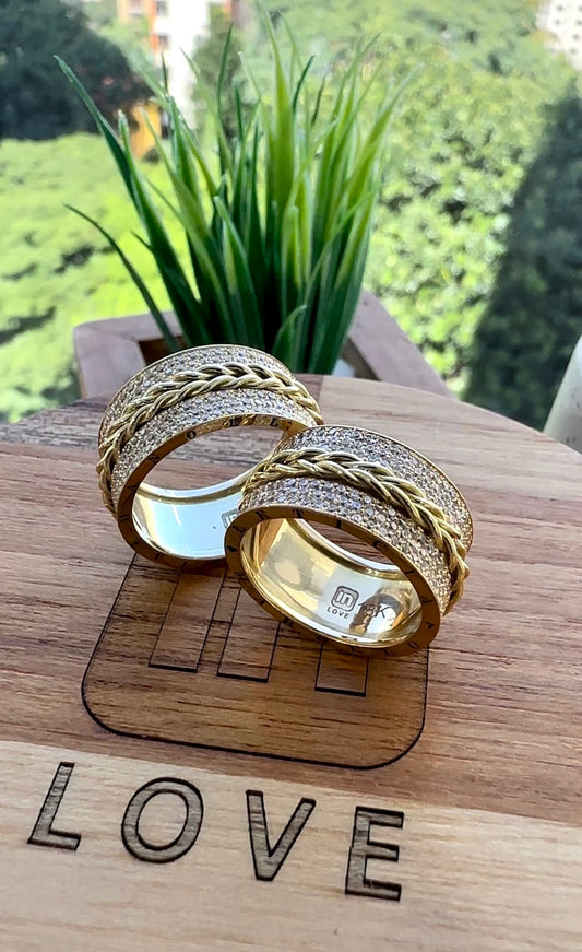 Alianças de Casamento em Ouro 18k - Modelo Eternity Duo | 10mm | 12x R$2.056,66