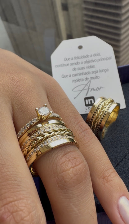 Par de Alianças em Ouro 18k - Modelo Nosso Santo Bateu | 10mm | 12x R$1.899.