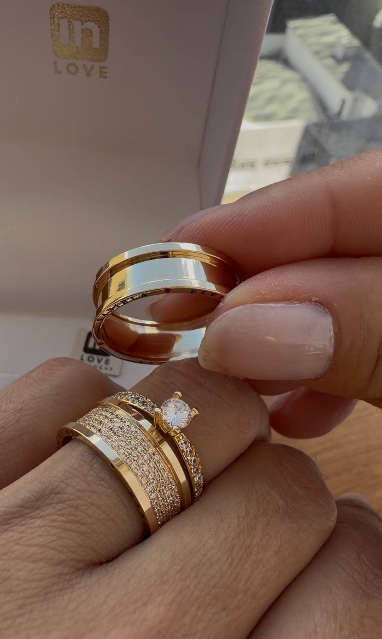 Par de Alianças em Ouro 18k - Modelo Intense | 7mm | 12x R$999.