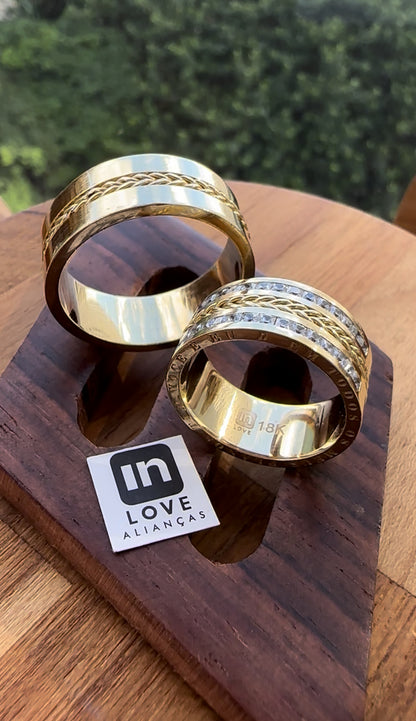 Alianças de Casamento em Ouro 18k - Modelo Anjos | 8mm | 12x R$1.408,33