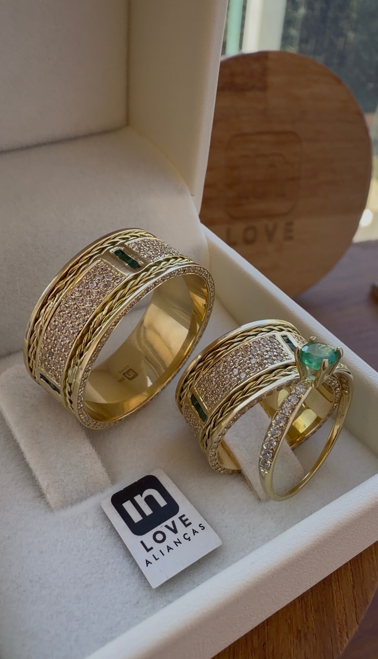Par de Alianças em Ouro 18k - Modelo Fidelidade Duo | 10mm | 12x R$2.599.